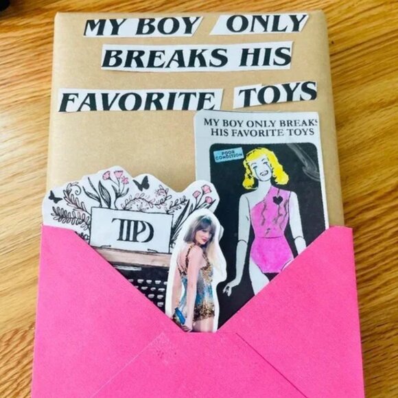 Taylor Swift Blind Date with a Book | Choose Your Song Curated Read - Picture 7 of 7